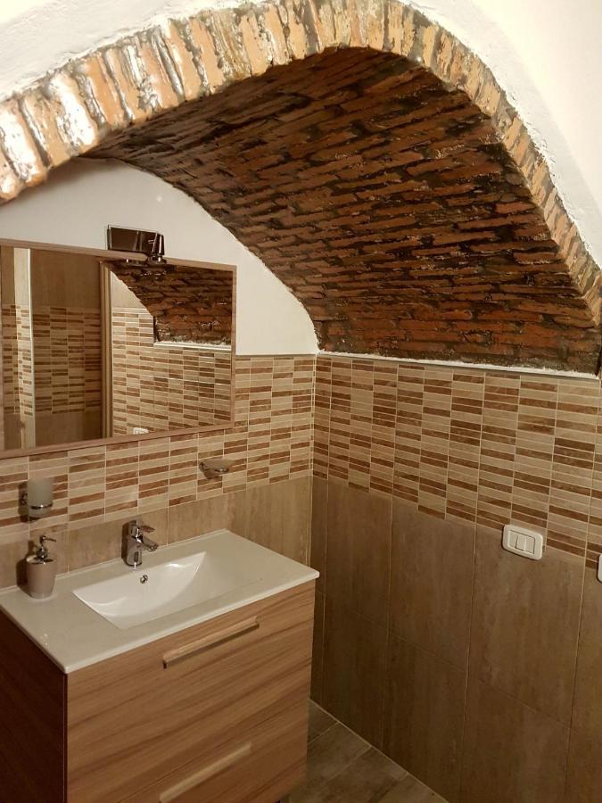 Bed and Breakfast Il Vicoletto Фрашинето Экстерьер фото